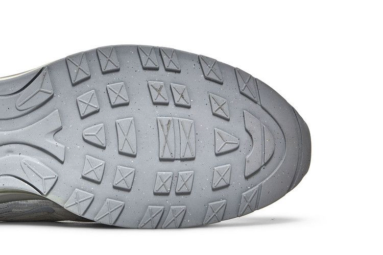 air-max-97-ultra-17-pure-platinum-918356-008_04