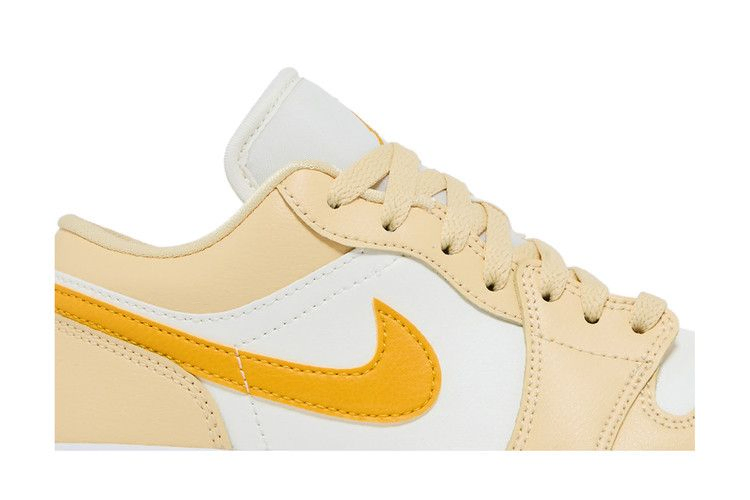 Кроссовки Wmns Air Jordan 1 Low 'Sail Yellow Ochre'