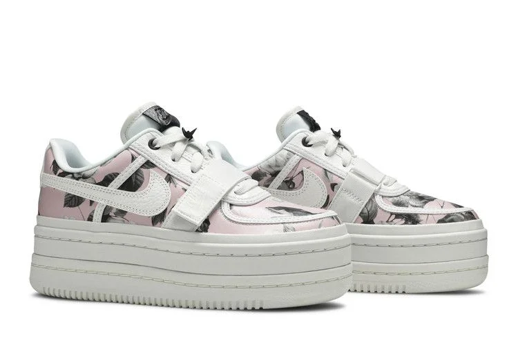 Krossovki-Nike-Wmns-Vandal-2K-Floral-7