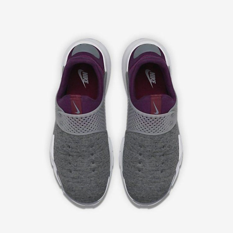 sock-dart-tech-fleece-834669-006_02