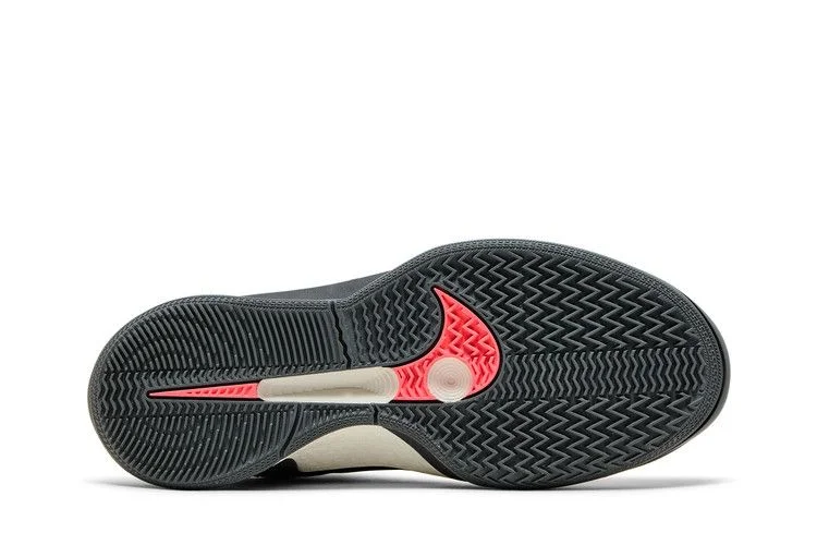 Krossovki-Nike-Wmns-Sabrina-2-Iron-Grey-3