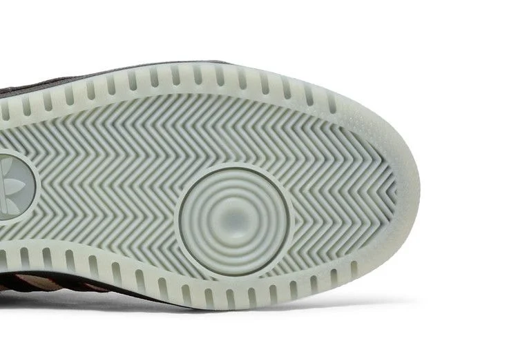 Krossovki-ESPN-x-adidas-Top-Ten-High-SportsCenter-4