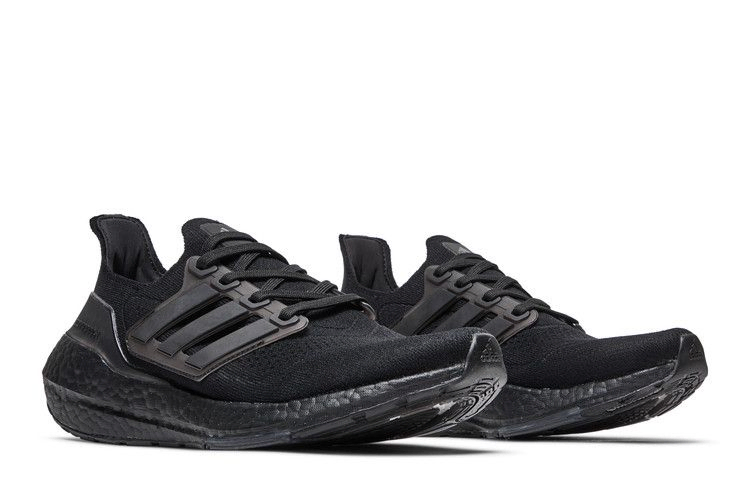 wmns-ultraboost-21-triple-black-fz2762_07