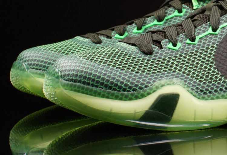kobe-10-gs-vino-726067-333_03