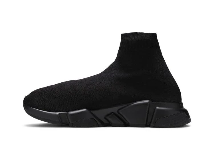Krossovki-Balenciaga-Speed-Sneaker-Midsole-Graffiti-Black-White-2