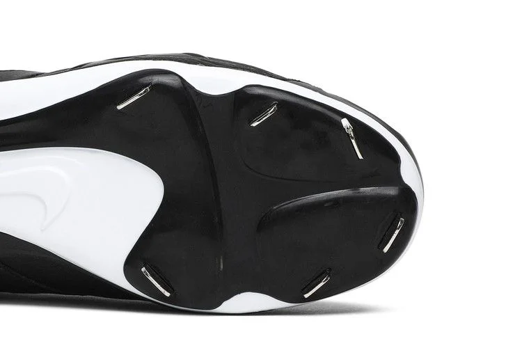 Кроссовки Air Jordan 7 Retro Metal Cleat 'Oreo'