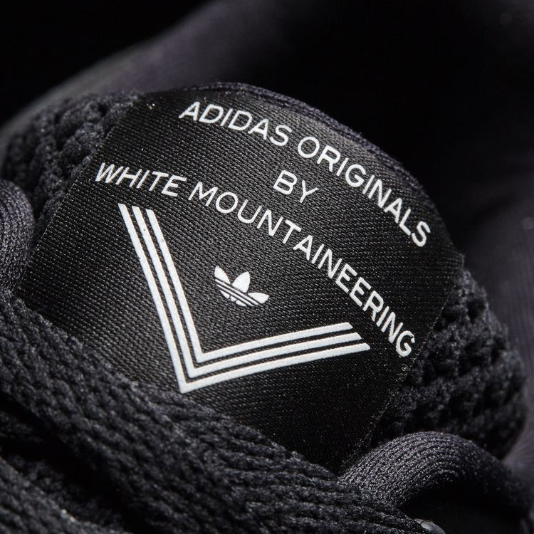 white-mountaineering-x-boston-super-primeknit-black-cg3668_04