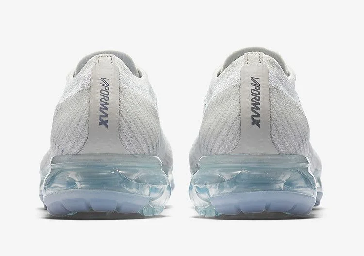 Krossovki-NikeLab-Wmns-Air-VaporMax-Ice-Blue-3