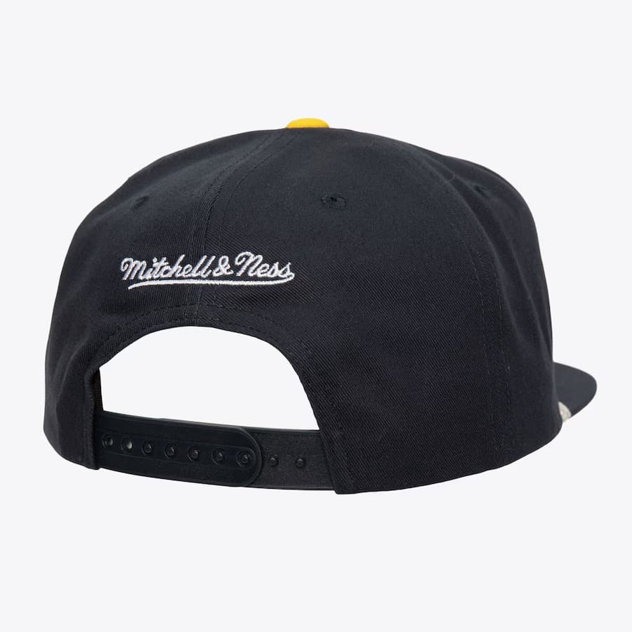 Бейсболка Mitchell & Ness Navy Milwaukee Brewers Radiant Lines Deadstock Snapback Hat