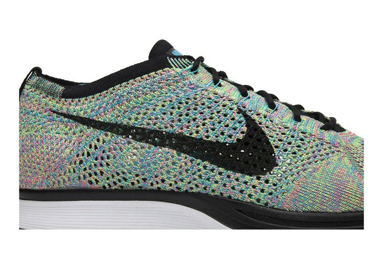 flyknit-racer-multi-color-526628-304_01