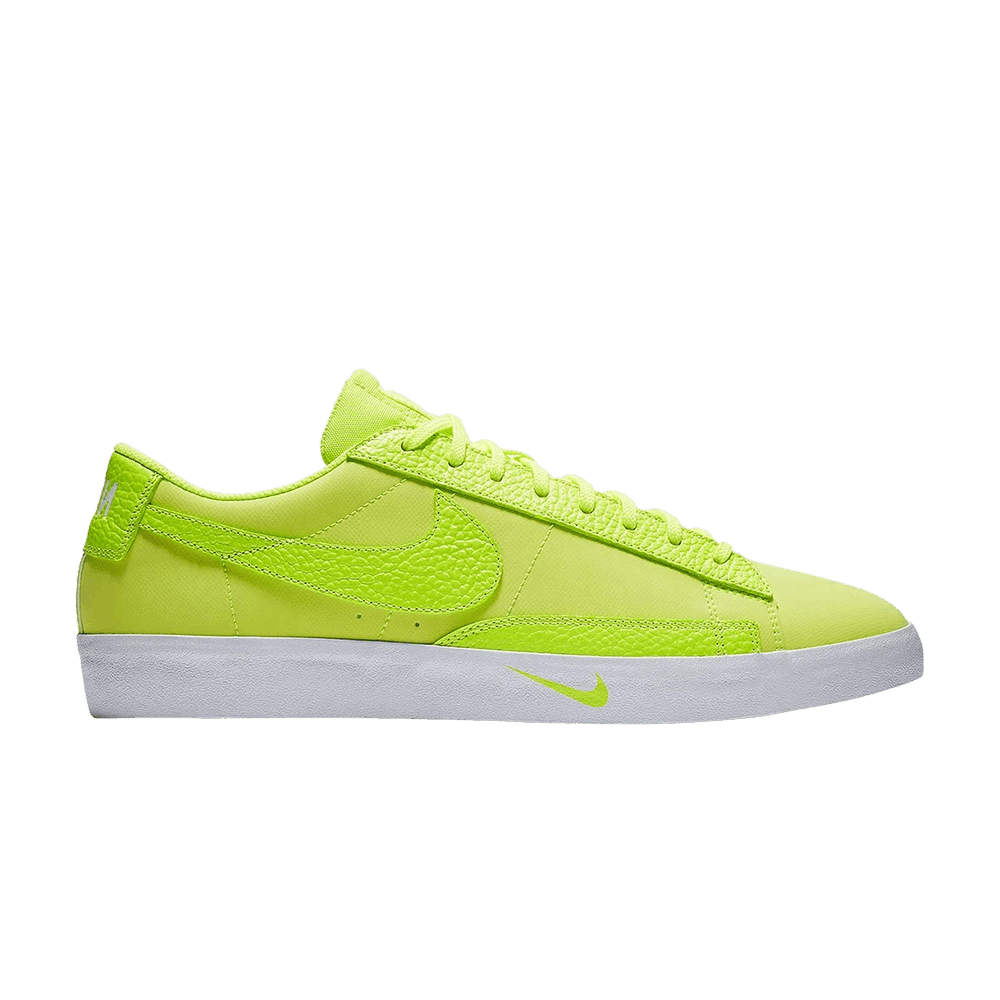 blazer-low-prm-volt-at6163-700