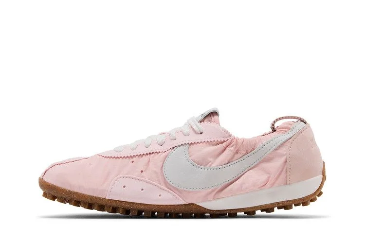 jacquemus-x-wmns-nike-moon-shoe-sp-aluminum-pink-hv8547-601_3