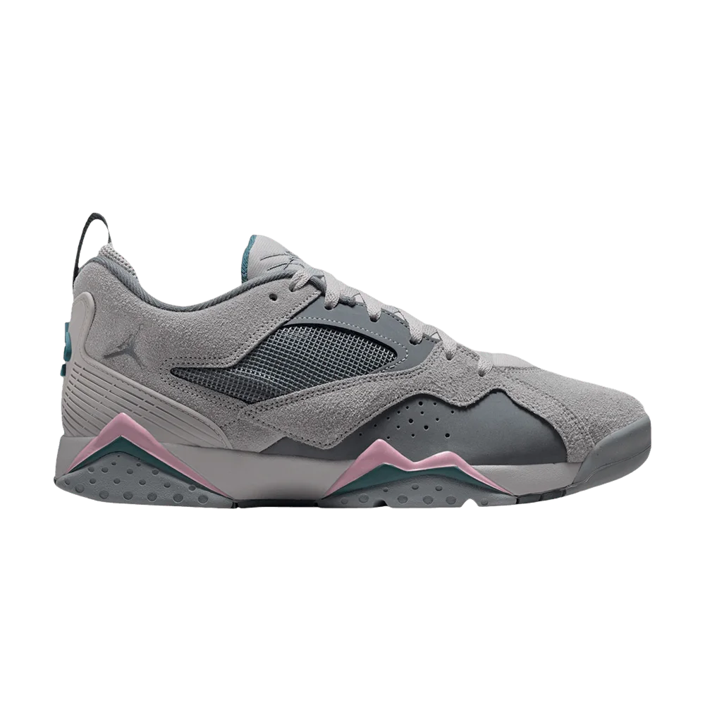 Krossovki-Air-Jordan-MVP-92-Cool-Grey