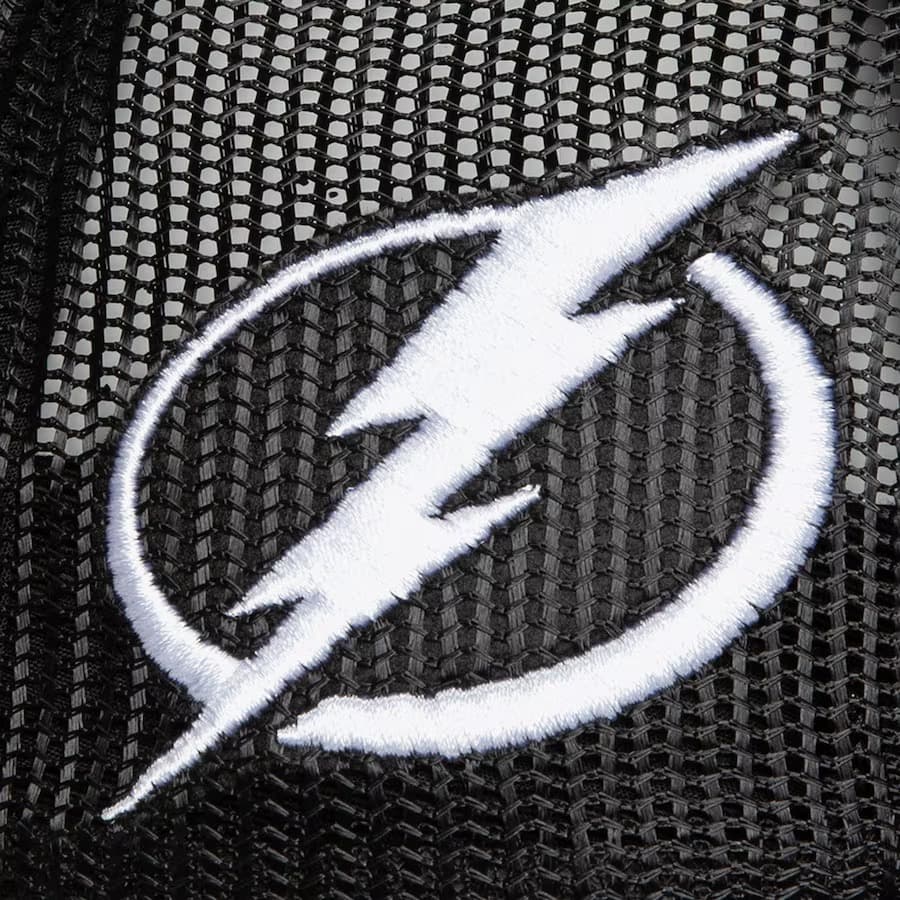 Бейсболка Mitchell & Ness Black Tampa Bay Lightning Script Trucker Adjustable Hat