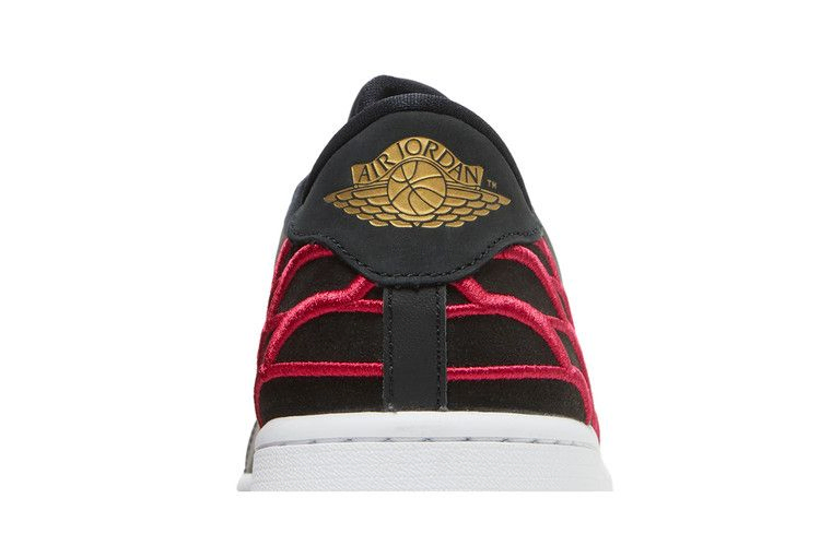 Кроссовки Air Jordan 1 Centre Court 'Black Pink'