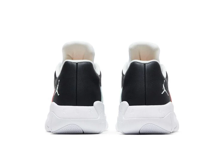 Krossovki-Air-Jordan-11-CMFT-Low-Barely-Green-5