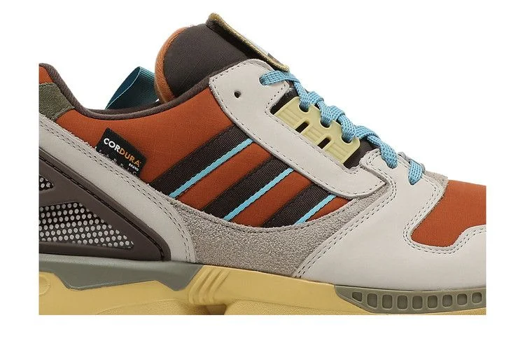 Krossovki-National-Park-Foundation-x-adidas-ZX-8000-Yellowstone-1