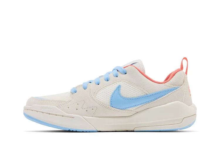 Krossovki-Wmns-Air-Jordan-CMFT-Era-Pale-Ivory-2