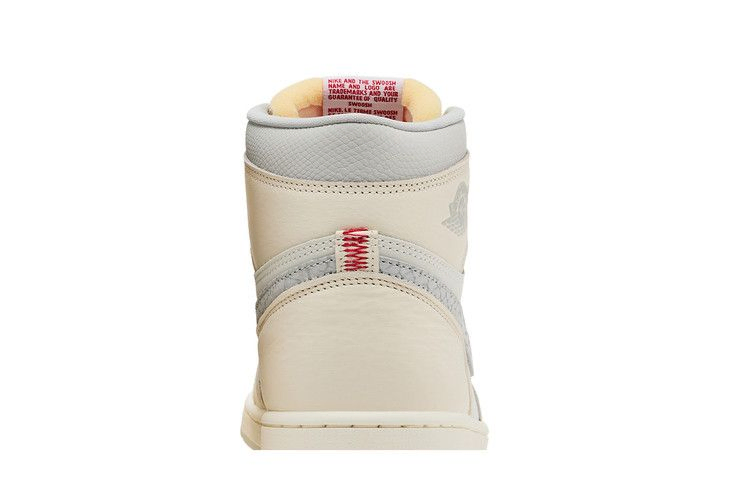 Кроссовки Air Jordan 1 High Retro OG 'Sail Elephant Print'