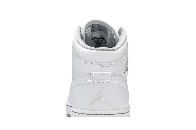 Krossovki-Air-Jordan-1-Retro-Mid-GS-White-Wolf-Grey-6