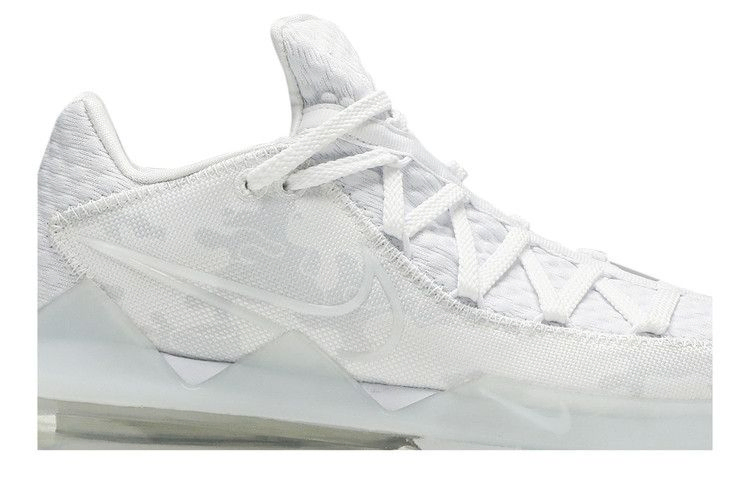 Кроссовки Nike LeBron 17 Low EP 'White Camo'