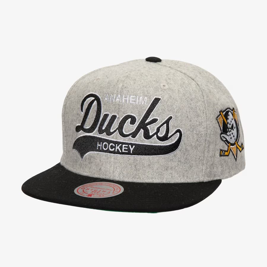 Бейсболка Mitchell & Ness Gray Anaheim Ducks Tailsweep 2.0 Melton Snapback Hat
