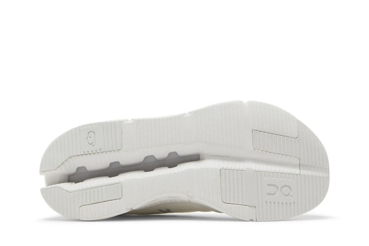 Кроссовки ON Wmns Cloudnova 'Triple White'