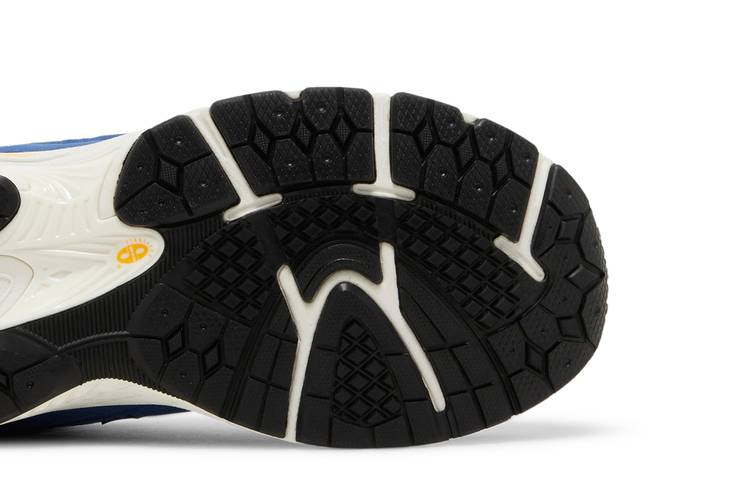 Кроссовки New Balance 2002R Big Kid 'Blue Navy'