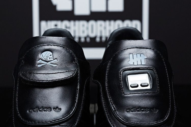 Кроссовки Undefeated x Neighborhood x adidas Micropacer 'Black'