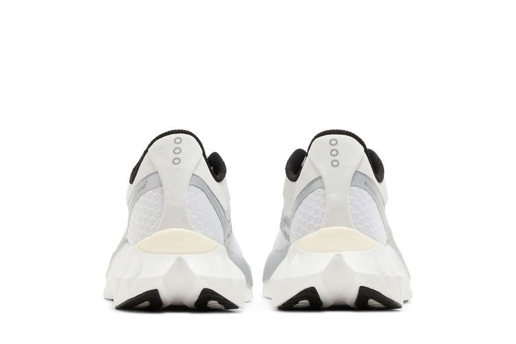 Кроссовки Saucony Endorphin Pro 4 'White Silver'