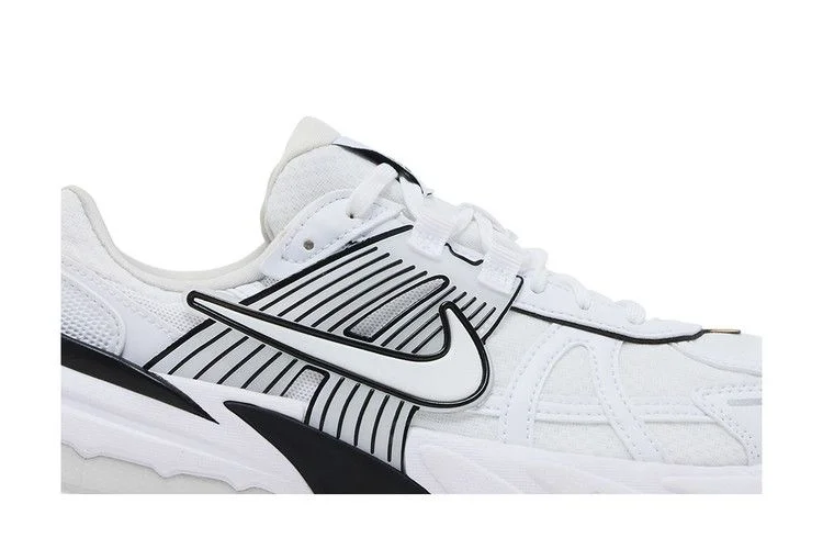 Кроссовки Nike Wmns V2K Run 'White Platinum Tint'