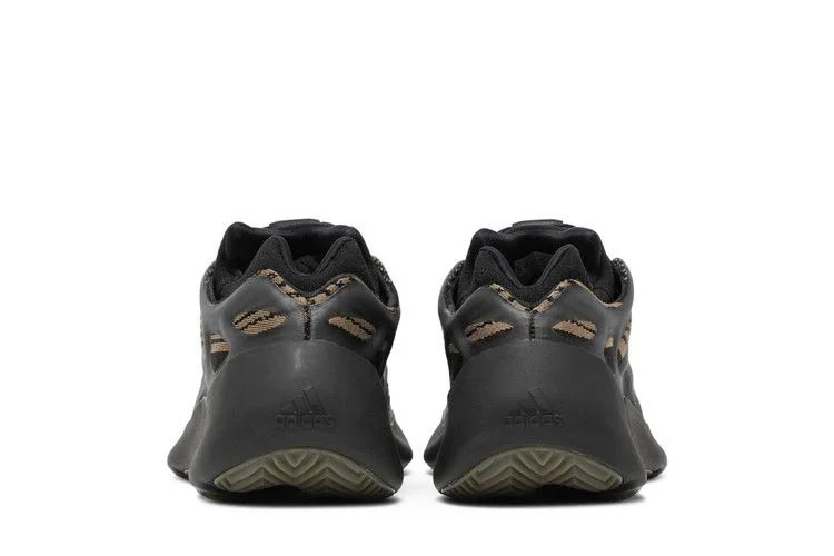 Кроссовки adidas Yeezy 700 V3 'Clay Brown'