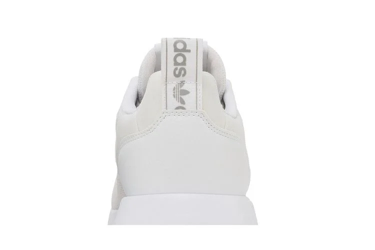 Кроссовки adidas Multix 'White Gum'