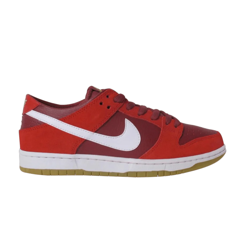 Krossovki-Nike-Zoom-Dunk-Low-Pro-SB-Track-Red