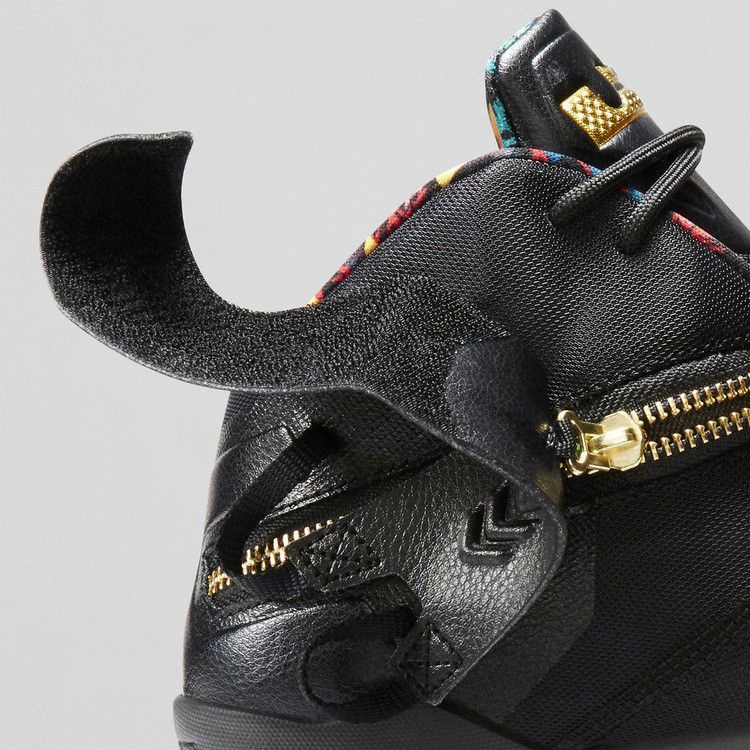 zoom-soldier-8-premium-watch-the-throne-688579-070_04