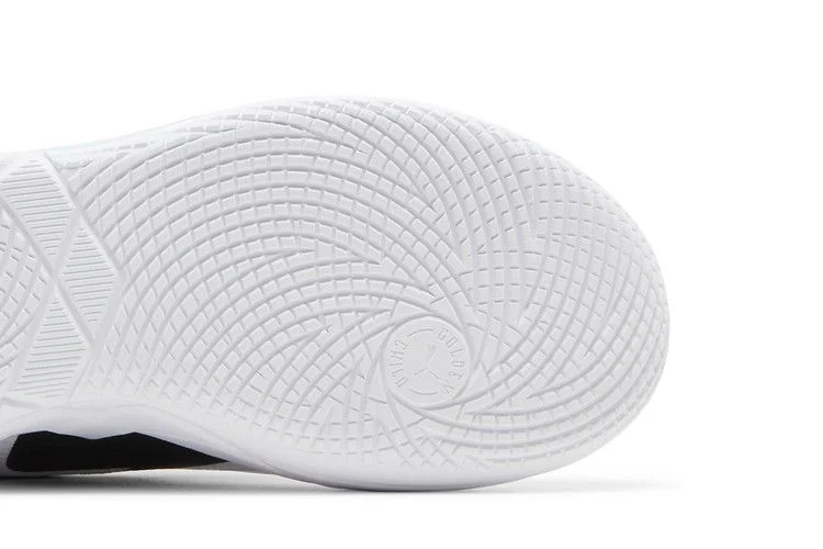 Кроссовки Puma MB.01 Lo 'Team Colors - White Black'