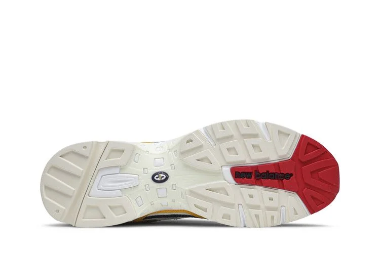 Кроссовки Aimé Leon Dore x New Balance 827 'Yellow'