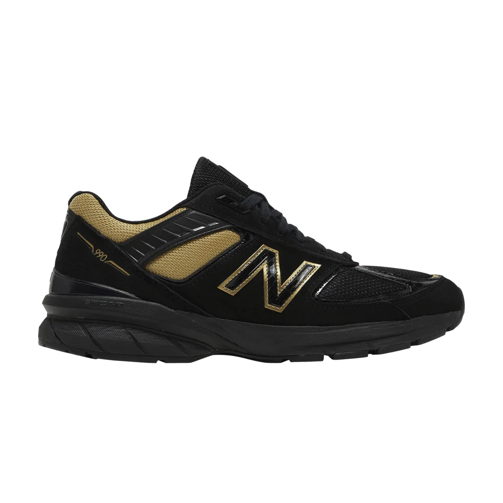 Krossovki-New-Balance-990v5-Made-in-USA-Triple-Black