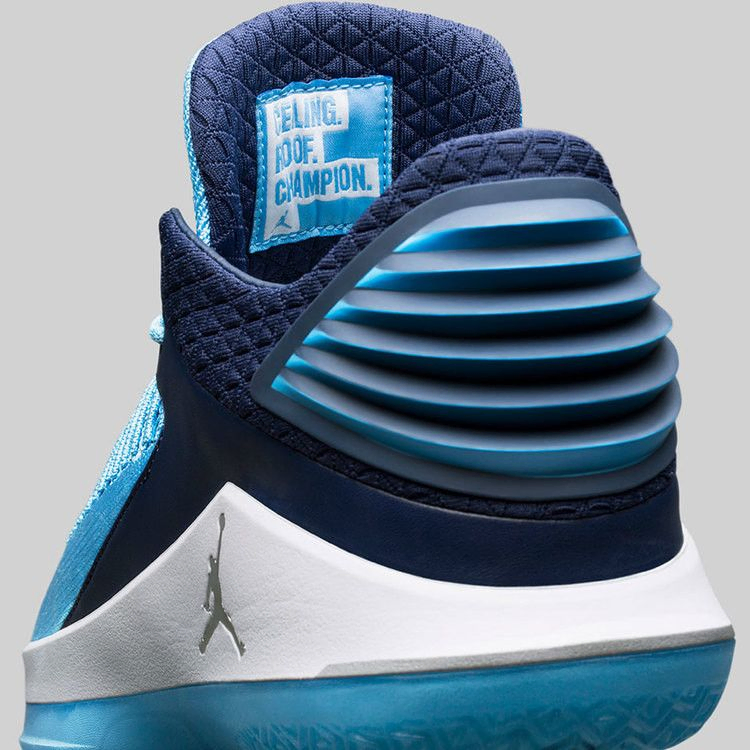 air-jordan-32-low-university-blue-aa1256-401_06