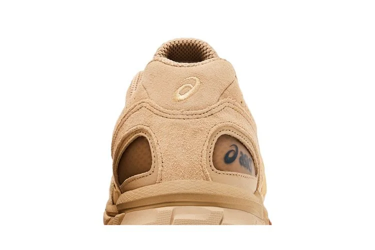 Krossovki-A.P.C.-x-ASICS-Gel-Sonoma-15-50-Dune-6