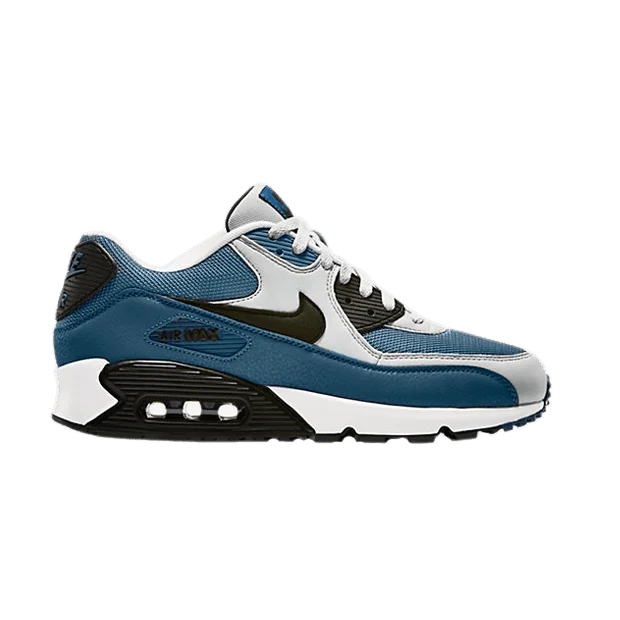 Krossovki-Nike-Air-Max-90-Essential-18