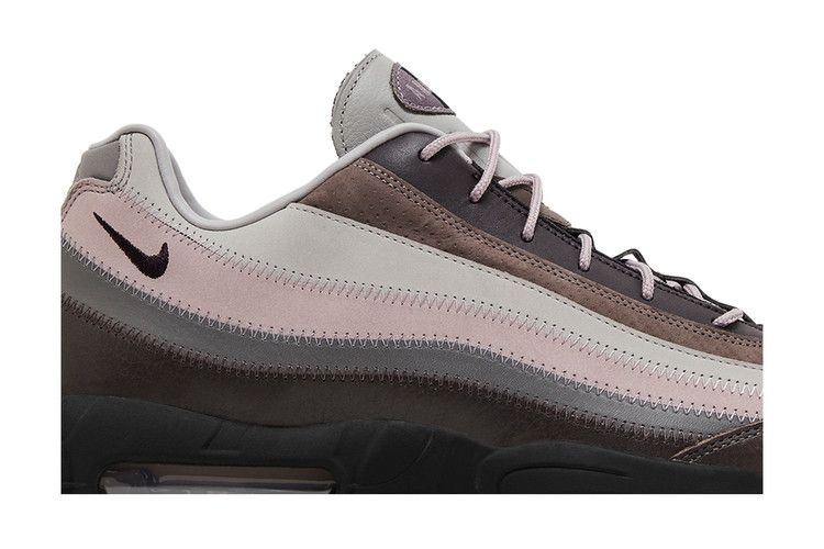 a-ma-maniere-x-air-max-95-burgundy-ash-fz8743-200_01