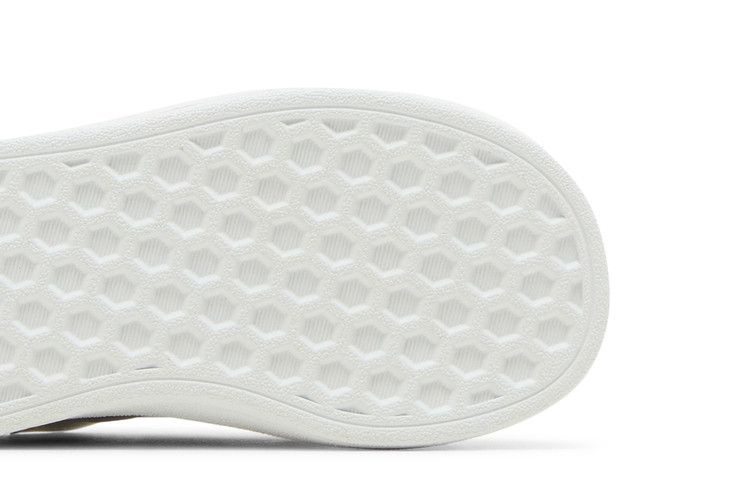 Кроссовки Disney x adidas Grand Court I 'Mickey Mouse'