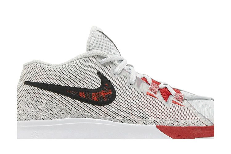 Кроссовки Nike Kyrie Flytrap 6 'Photon Dust University Red'