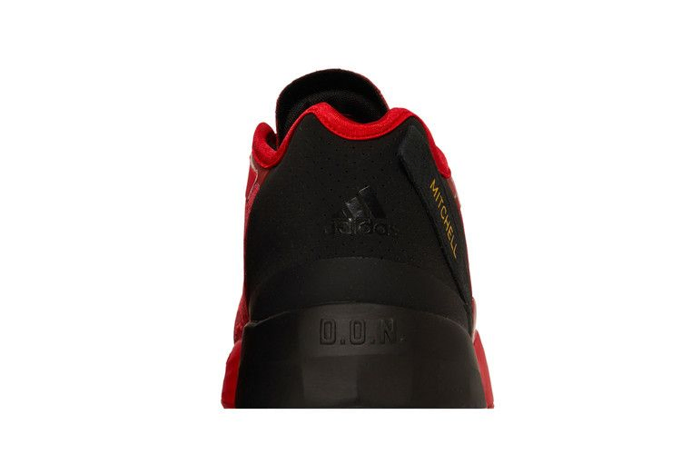 Кроссовки adidas D.O.N. Issue #4 'Future of Fast'