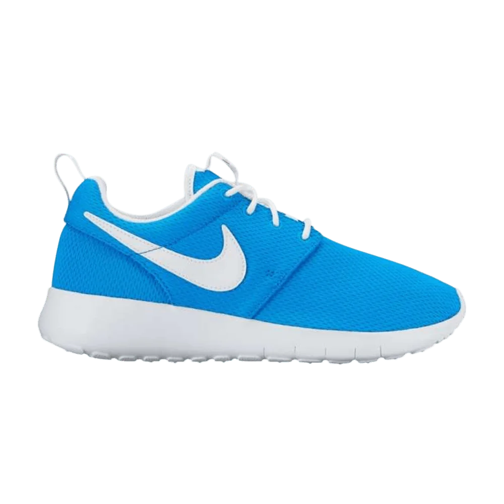 Krossovki-Nike-Roshe-One-GS-1