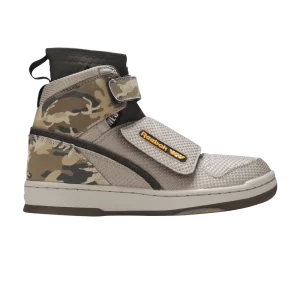 u-s-c-m-bug-x-alien-stomper-40th-anniversary-fv5052-300x300