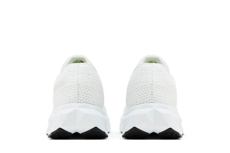 Krossovki-New-Balance-FuelCell-Propel-v5-White-Black-5