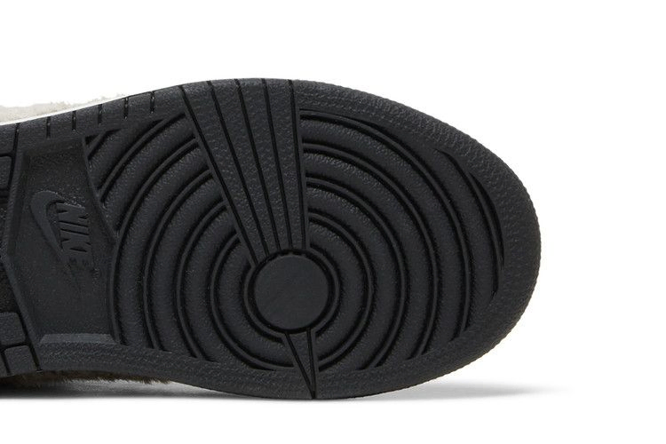 air-jordan-1-retro-high-gp-fleece-705321-022_04