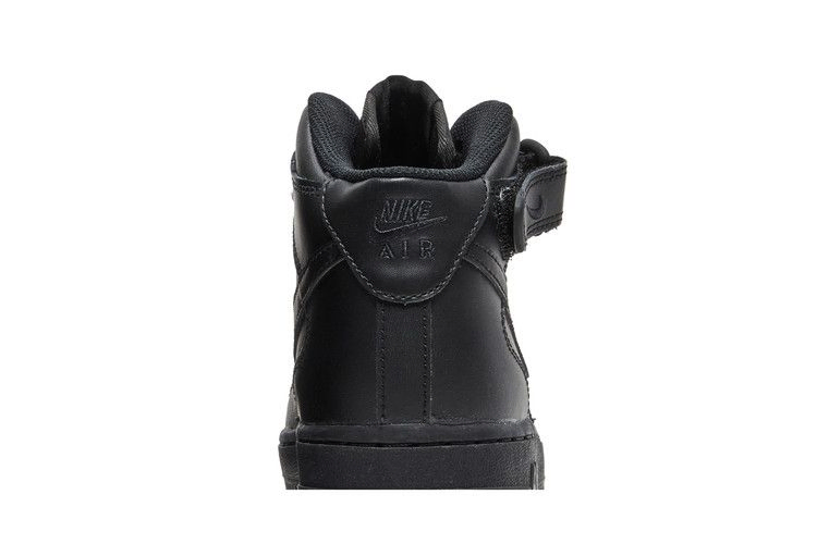 air-force-1-mid-le-gs-triple-black-dh2933-001_06